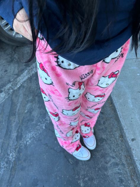 Hello Kitty Pajama Pants, Hello Kitty Pajamas, Christmas Pajama Pants, Kitty Clothes, Hello Kitty Clothes, Womens Pajamas Pants, Looks Party, Cute Pajamas, Hello Kitty Pictures