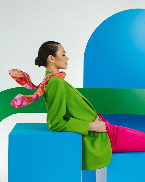 Art direction/Styling: @macphotographyxx Photography: @lexeye_ Model: @matteadordevic Model: @carolinechurchill Hair: @sstaackz Makeup: @meliscifcili Set Assistant: @dara.weinstein Studio: @thewarehouse_miami Arches: @dreamerseventsllc Colorful colorblocking fashion photoshoot in Miami studio. Art direction, photography, models Color Block Product Photography, Raya Photoshoot, Colorful Photoshoot, English Prepositions, Function Of Beauty, Art Direction Photography, Creative Backdrops, Model Shoot, Photoshoot Studio