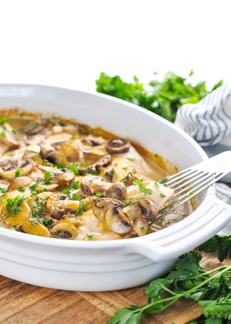 This dump-and-bake recipe is the perfect dinner solution for busy nights Baked Chicken Marsala, Almond Loaf Cake, Chicken In A Skillet, Almond Loaf, Chicken Marsala Recipe, Chicken Marsala Easy, Dump And Bake, Baked Chicken Breasts, Slow Cooker Times