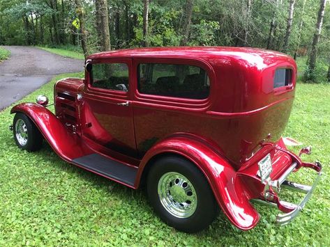 1932 Ford Sedan (CC-893629) for sale in Stillwater, Minnesota Ford Range, Street Rods For Sale, Stillwater Minnesota, Vintage Cars 1950s, Street Rodder, Hot Rods Cars Muscle, Old Ford Trucks, Fast Sports Cars, Vintage Hot Rod