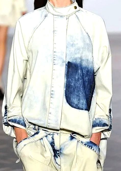 Rare Clothing, Denim Fashion Women, Denim Inspiration, Denim Projects, Denim Ideas, Bleached Denim, All Jeans, Denim Diy, Clothing Details