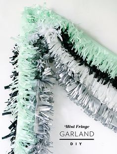 Mini Fringe Garland DIY | Mara Dawn Fringe Garland Diy, Diy Banners, Fringe Garland, Mini Fringe, Diy Prom, Great Gatsby Theme, Table Garland, Garland Backdrops, Garland Decoration