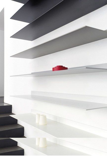 Aluminium wall shelf S7 | Wall shelf by Schönbuch Shelves Design Ideas, Modern Wall Shelves, Aluminium Furniture, Metal Sheet Design, Metal Wall Shelf, Metal Floating Shelves, Aluminum Shelves, Minimalist Shelves, Wall Shelving Units