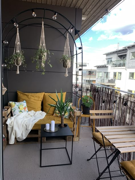 Balcony Makeover, Balcony Ideas On A Budget, Balcony Ideas Indian, Small Balcony Ideas Apartment, Modern Balcony, Balcony Grill Design, Balcony Decoration, Balcony Grill, Terrace Decor