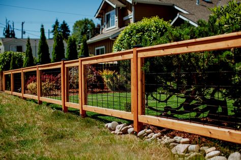 How To Build A Hogwire Fence, Modern Cattle Panel Fence, Open Fencing Ideas, Short Backyard Fence, Front Yard Short Fence Ideas, Wood Fence Covering Ideas, Hogwire Fence Modern, Low Front Yard Fence, Hogwire Fence Front Yard