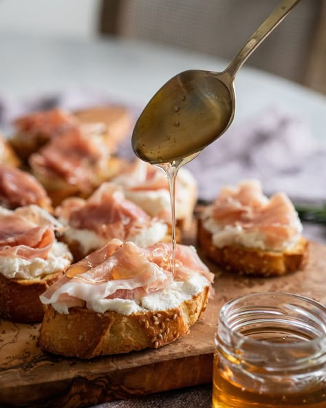 Fancy Crostini Appetizers, Procuttio Recipes, Fig And Prosciutto Crostini, Prosciutto Ricotta Toast, Brie Prosciutto Crostini, Ricotta Appetizer, Hot Honey Peach Prosciutto Crostini, Prosciutto Cups, Christmas Olympics