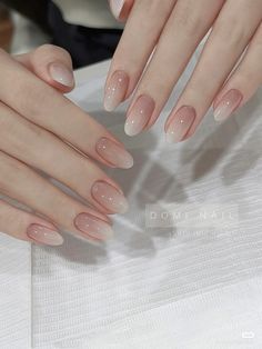 Elegant Touch Nails, May Nails, Nude Nail Designs, Subtle Nails, Beauty Nails Design, Simple Gel Nails, Minimal Nails, Casual Nails, Blush Nails