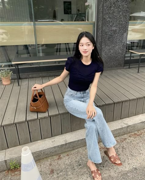 Tita Outfit Ideas Casual, Tita Outfit Casual, Tita Fits Ideas, Casual Outfit Inspo Simple, Tita Outfit Ideas, Simple Korean Outfits, Tita Fits, Tita Outfit, Summer Fashion Korean