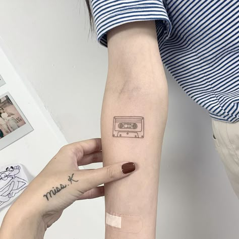 Music Cassette Tattoo, Up Movie Tattoo, Vintage Tattoos For Women, Vintage Camera Tattoos, Cassette Tattoo, Music Inspired Tattoos, Trumpet Tattoo, Movie Tattoo Ideas, Word Tattoo Designs