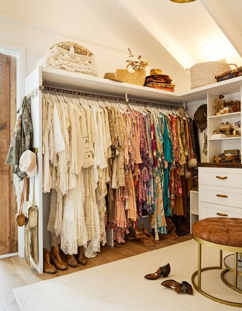 Spare Room Walk In Closet, Byron Bay Home, Dream Dressing Room, Dressing Room Closet, Closet Decor, Closet Room, Dream Closets, Dressing Rooms, Room Closet