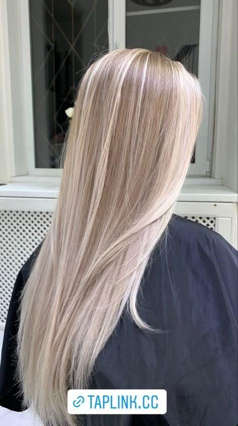 Icy Natural Blonde, Pearl Blonde Hair Highlights, Scandi Blonde Hairline, Silvery Blonde Highlights, Cool Toned Blonde Hair With Lowlights, Dark Platinum Blonde Hair, Cool Blonde Hair Color Balayage, Icy Blonde Hair With Lowlights, Cold Blonde Highlights