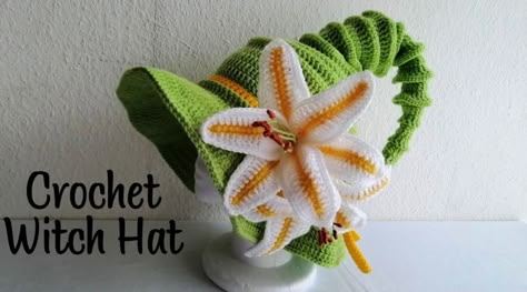 Twisted Hatter Crochet, Crochet Mushroom Witch Hat, Crochet Witch Hat Pattern Free, Witch Hat With Flowers, Crochet Toothless, Witches Costume, Crochet Witch Hat, Spooky Crochet, Crochet Bear Hat