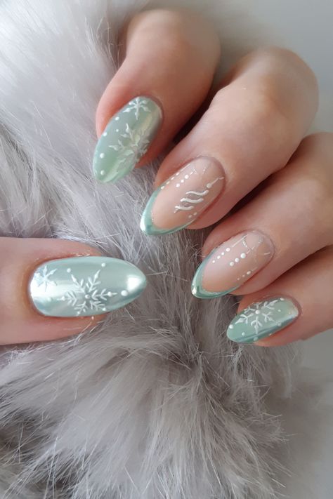 Christmas Nails Moonlight Blue Lagoon & Snowflakes Nail Art Winter Nail Art Designs, Christmas Nail Ideas, Plaid Nails, Ombre Design, Classy Christmas, Amazing Nails, Spring Nail Designs, Winter Nail Art, Winter Nail Designs