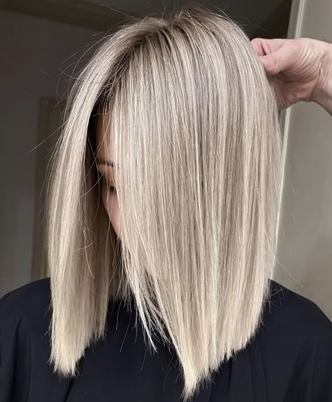 Lose 5lbs In 2 Weeks, Frost Blonde Hair, Blonde Midi Hair, Baby Light Hair, Cool Blonde Lob Balayage, Bronde Haircolor Short Straight, Ash Blonde Long Bob, Muted Blonde Hair, Bleach Blonde Long Bob