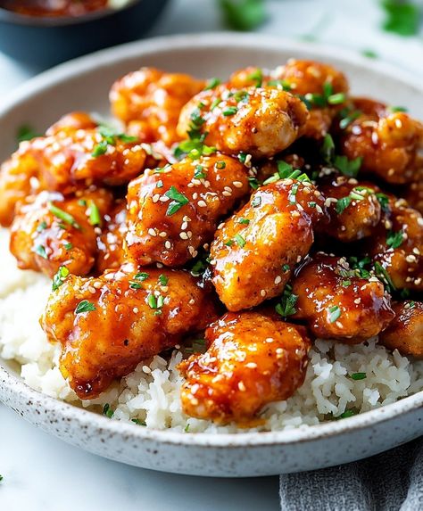 Honey Garlic Chicken Recipe Honey Garlic Roasted Chicken, Easy Honey Garlic Chicken, Sheet Pan Meals Chicken, Garlic Chicken Recipe, Roasted Garlic Chicken, Garlic Chicken Recipes, Simple Meals, Honey Garlic Chicken, Chicken Bites