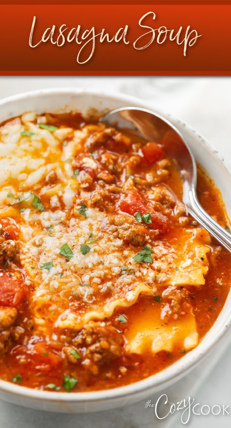 Lasagna soup with ground beef, lasagna noodles, grated cheese, and a marinara broth. Delicious Lasagna, Cozy Soup, Lasagna Soup Recipe, Comfort Soup Recipes, Traditional Lasagna, Pot Lasagna, Fall Soup Recipes, Bacon Pasta, Lasagna Soup