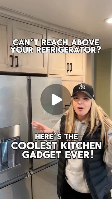 Above Refrigerator Storage, Cabinet Above Refrigerator, Above Refrigerator, Trend Kitchen, Lake House Kitchen, Home Building Tips, Kitchen Magic, Diy Kitchen Renovation, Kitchen Redesign