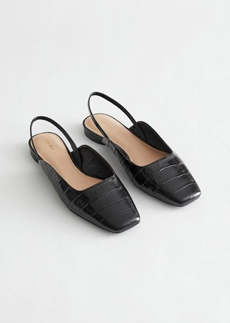 Summer Shoes Flats, Corporate Girly, Office Flats, Croc Shoes, Work Heels, Work Outfits Women Summer, Office Shoes Women, Work Shoes Women, Best Flats