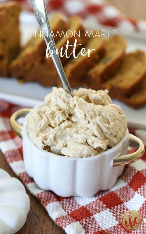 Add this Cinnamon Maple Butter to your fall baking sweets. #cinnamon #maple #butter #recipe #fallbaking Pumpkin Cinnamon Butter, Maple Butter Recipe, Pumpkin Pecan Bread, Pumpkin French Toast Casserole, Flavored Butter Recipes, Butternut Recipes, Butter Recipes Homemade, Flavored Butters, Compound Butters