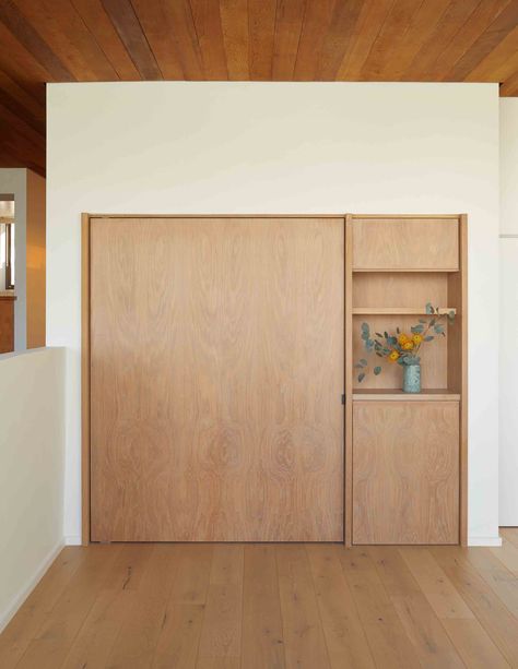 3 pivot doors that aren’t doors | FritsJurgens Murphy Bed In Loft, Stylish Murphy Bed, Murphy Queen Bed, Murphy Bed With Wardrobe, Foldable Bed Design, Murphy's Bed, Fold Down Beds, Simple Bed Designs, Fold Out Beds