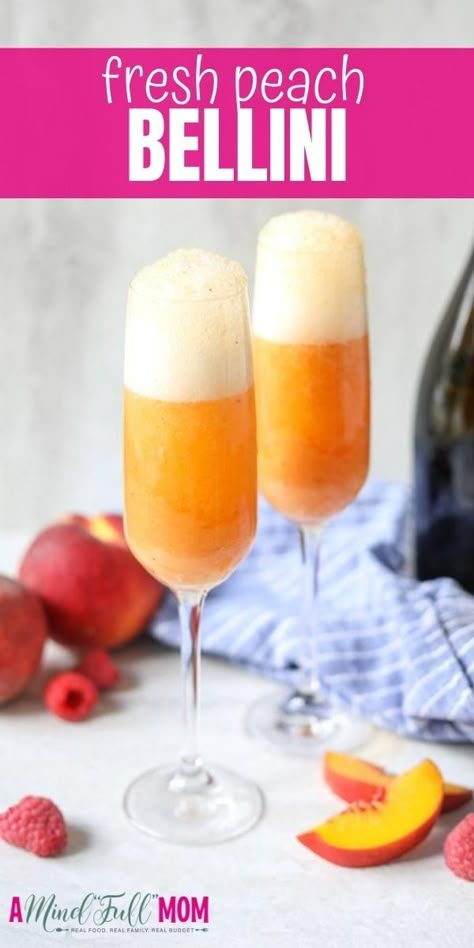 Belini Recipe, Bellini Cocktail Recipes, Peach Bellini Recipe, Prosecco Drinks, Fresh Peach Recipes, Cookie And Kate, Bellini Cocktail, Bellini Recipe, Italian Cocktails