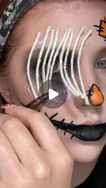 Valeriya on Instagram: "This scarecrow makeup is much easier than it looks! 
Using @mehronmakeup 
#makeup #halloween #halloweenmakeup #makeuptutorial #reels" Scarecrow Face Painting Ideas, Scarecrow Costume Ideas, Scarecrow Face Paint, Face Painting Halloween Kids, Scarecrow Halloween Makeup, Halloween Costumes And Makeup, Make A Scarecrow, Halloween Face Painting, Scarecrow Makeup