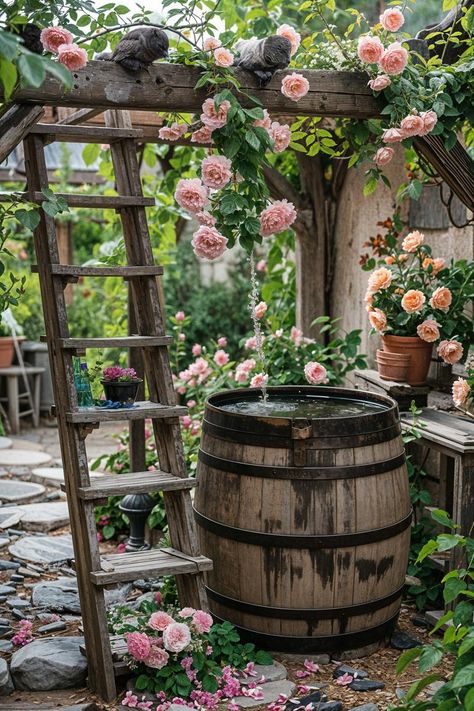 Rustic Courtyard Garden Ideas, Garden Themed Decor, Coquette Interior, Rustic Backyard Ideas, Rustic Cottage Garden, Rustic Courtyard, Country Garden Ideas, Artsy Garden, Farmhouse Garden Ideas