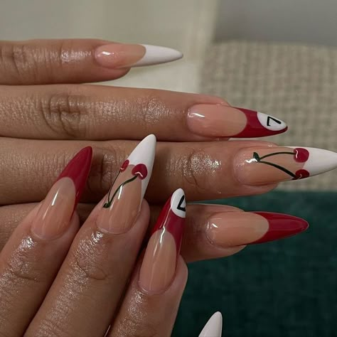 Patricia Core, Long Almond Nails, Kutek Disney, Unghie Sfumate, Airbrush Nails, Cherry Nails, Acrylic Nails Coffin Short, Pink Acrylic Nails, Fire Nails