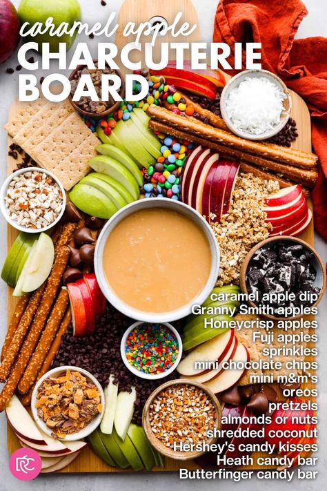 Carmel Board Ideas, Fruit Dip Charcuterie Board, Kids Thanksgiving Charcuterie Board, Jar Charcuterie, Caramel Apple Charcuterie, Caramel Apple Charcuterie Board, Apple Charcuterie Board, Caramel Apple Bar, Caramel Apple Dip Recipe