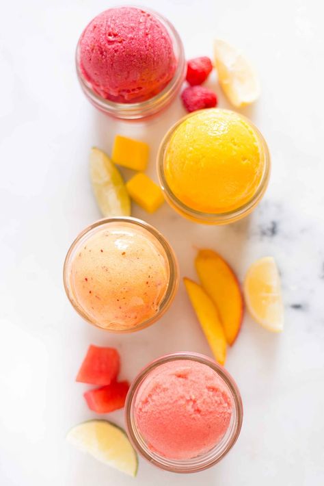 Fruit Sorbet Recipe, Smoothie Aesthetic, Homemade Sorbet, Fruit Sorbet, Sorbet Ice Cream, Sorbet Recipes, Raspberry Sorbet, Ice Cream Sorbet, Ice Cream Popsicles