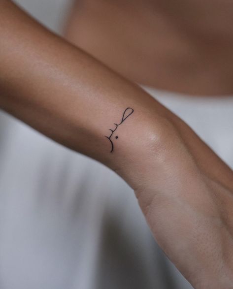 Patience In Arabic, Patience Tattoo, Arabic Tattoos, Community Tattoo, Girl Thigh Tattoos, Behind Ear Tattoos, International Tattoo, Simple Tattoos For Women, Date Tattoos