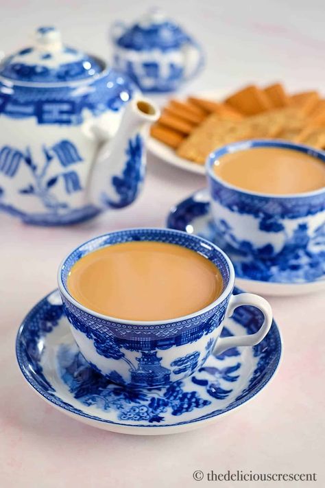 Tea With Cookies, Masala Chai Recipe, Indian Chai, Corner Cafe, Indian Subcontinent, Chai Recipe, Good Evening Greetings, Indian Tea, Evening Greetings