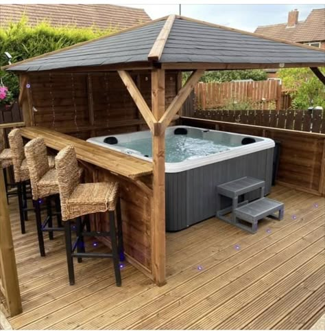 Fence Edging, Hot Tub Area, Hot Tub Landscaping, Tub Deck, Hot Tub Patio, Hot Tub Gazebo, Outdoor Hot Tub, Hot Tub Ideas, Hot Tub Deck