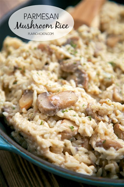 Parmesan Mushroom Rice - ready in 20 minutes! You'll never use the boxed stuff again! Rice, mushrooms garlic, chicken broth, milk, parmesan cheese and parsley. So easy and SOOOO delicious! You can leave out the mushrooms if you don't like them - great either way. Chicken Mushroom Rice, Rice Recipes Side, Mushroom Rice Recipes, Rice Sides, Avocado Recipes Healthy, Rice Side Dish Recipes, Mushroom Rice, Rice Risotto, Brown Rice Recipes