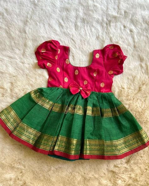 Baby Girl Cotton Frocks Design, Traditional Frocks, Baby Girl Dresses Indian, Baby Girl Frock Designs, Frock For Baby Girl, Traditional Baby Dresses, Baby Lehenga, Frocks For Babies, Ikat Blouse