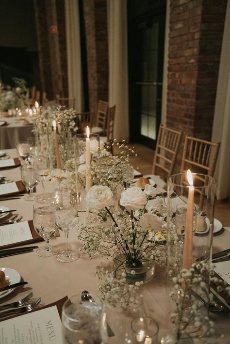 Winter Wedding Indoor Decor, Simple Classy Wedding Reception, Winter Wedding Flower Decorations, Feb Wedding Colors, Minimalist Winter Wedding Decor, Wedding Inspiration Winter, Winter Wedding Table Flowers, Winter Wedding Decorations Table, Roundhouse Beacon Wedding