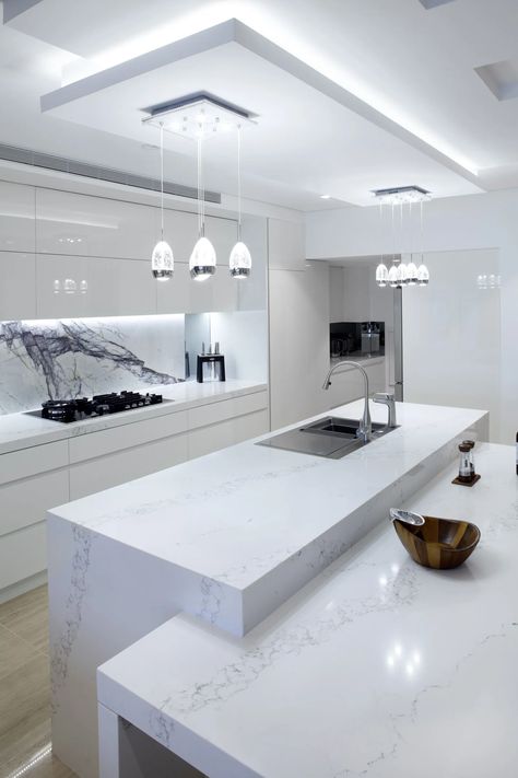 Modern Kitchen Design and Renovation Kitchen Design Small Space, Desain Pantry, White Interior Design, Kitchen Ceiling, White Kitchen Design, Small Space Kitchen, Luxury Kitchen Design, Kitchen Room Design, False Ceiling Design