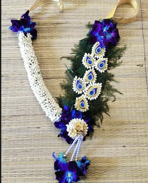 Ganpati Flower Kanthi Mala Design, Ganpati Haar Design, Flower Har Mala For God, Ganpati Har Flower, Ganpati Kanthi Mala, Ganpati Garland, Jasmine Flower Garland, Indian Garland, Flower Mala