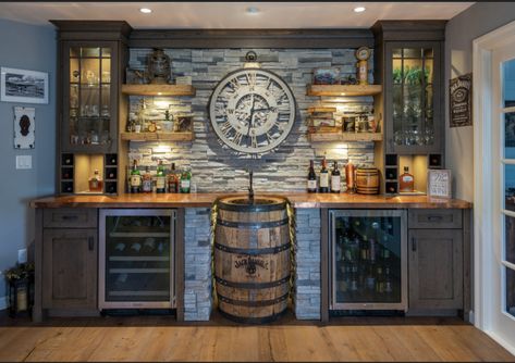 Bar Lounge Room, Whiskey Barrel Bar, Wine Barrel Bar, Bourbon Room, Bar Deco, Whiskey Room, Home Bar Rooms, Barrel Decor, Barrel Bar