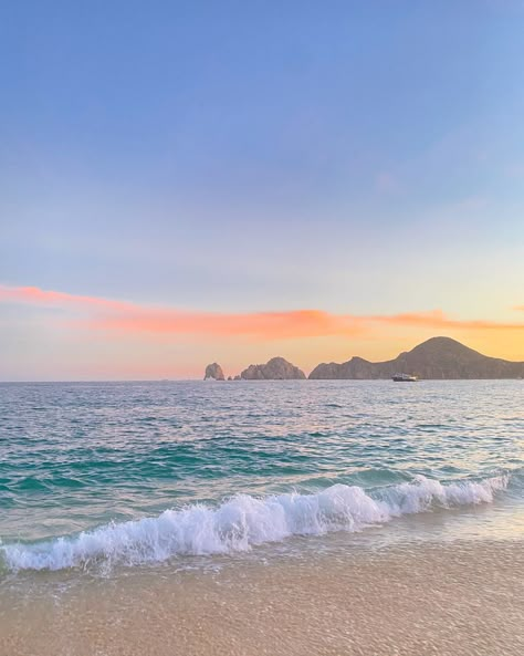 Cabo Trip Aesthetic, Los Cabos Mexico Aesthetic, Cabo Mexico Aesthetic, Cabo San Lucas Aesthetic, Mexico Beach Aesthetic, Cabo San Lucas Pictures, Cabo Aesthetic, Cabo Sunset, Cabo Spring Break