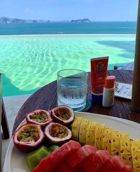 Paradise. Food. Love on Instagram: “Phuket Thailand 🇹🇭 😍😍😍 ➖➖➖➖➖➖➖➖➖ ➖➖➖➖➖➖➖➖➖➖➖➖ #foodgasm #love #nature #island  #instatravel  #Hotel #Luxury #Lifestyle #Foodphotography…” Bangkok Pattaya, Fiji Holiday, Thailand Vacation, Thailand Food, Adventure Inspiration, Hotel Luxury, Southeast Asia Travel, Destination Voyage, Healthy Foodie