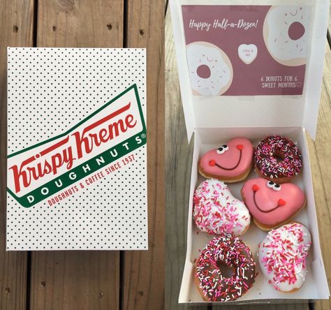 Happy half a dozen! 6 donuts for 6 sweet months #diy #6months #mine #valentines #vday #anniversary #cheesy Happy Half Dozen, Gifts For Boyfriend Anniversary, Bf Ideas, 6 Month Anniversary, Traditional Anniversary Gifts, Romantic Anniversary Gifts, Boyfriend Anniversary, Bf Gifts, Anniversary Gifts For Parents