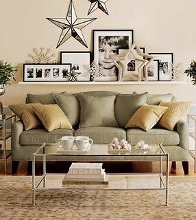 Behind the couch mantle Sofa Shelf, Picture Ledges, Over The Couch, Memorial Wall, Behind Couch, Above Couch, Picture Ledge, Ideas Hogar, Room Deco