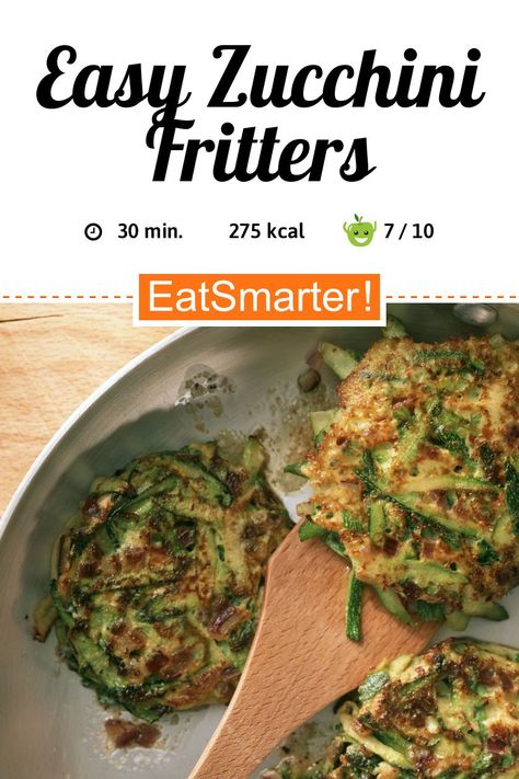 Klassiker in Low Carb: Easy Zucchini Fritters - few calories - simple dish - So healthy is the recipe: 75.0/10 | A recipe idea by EAT SMARTER | Potato Pancake, Skillet Dish, European, Summer, grilling side dishes, What to Cook Today?, Rustic, Easy, Simple vegetarian, Lunchbox, Quick, Vegetable, Nibble, veggie burger, rosti, Low-calorie, Low-sugar #fritter #healthyrecipes Grilling Side Dishes, Easy Zucchini Fritters, Zucchini Burgers, Pancake Skillet, Vegetarian Lunchbox, Carb Substitutes, Grilled Side Dishes, Potato Pancake, Skillet Dishes