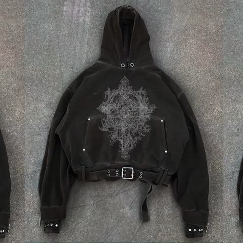 Unique Clothing Ideas, Custom Hoodies Ideas Design, Black Hoodie Aesthetic, Custom Clothes Diy, Archive Outfits, Goth Hoodie, Apparel Design Inspiration, Fashion Corner, Concept Clothing