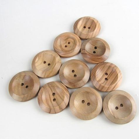 Sewing Holes, Wood Buttons, Wooden Buttons, Baby Set, Wood Projects, Craft Projects, Place Card Holders, Sewing, Etsy Uk