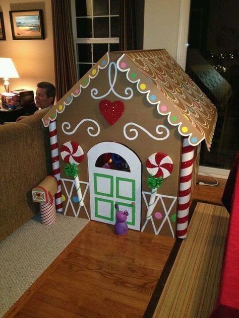 Cardboard Gingerbread house for my christmas in crossett shoot! Going to make the front of a gingerbread house for the back drop and have a small table full of cookies and milk for kids to sit by! Cardboard Gingerbread House, Ginger Bread House Diy, Gingerbread Diy, Gingerbread Christmas Decor, Christmas Parade, Big House, Office Christmas, House Made, Christmas Gingerbread