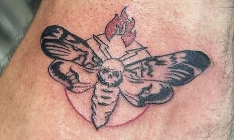 Bray Wyatt Tattoo Ideas, Marley Core, Wwe Tattoos, Simple Cute Tattoos, Eevee Tattoo, Wrestling Tattoos, Bo Dallas, Fiend Bray Wyatt, Firefly Tattoo