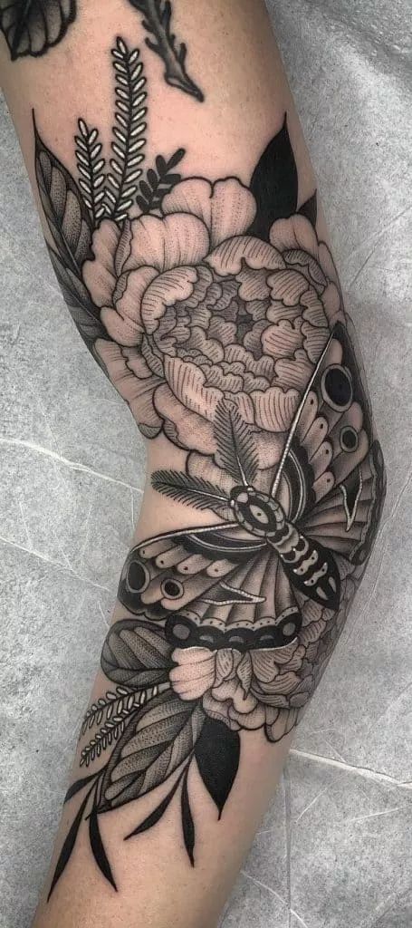 Peony Tattoos: Meanings, Artists, Tattoo Designs & Ideas Leg Tats, Tattoos Leg, Forearm Tattoo Design, Inspiration Tattoos, Floral Tattoo Sleeve, Tattoos Geometric, Forearm Tattoo Women, Leg Tattoos Women, Leg Sleeve Tattoo