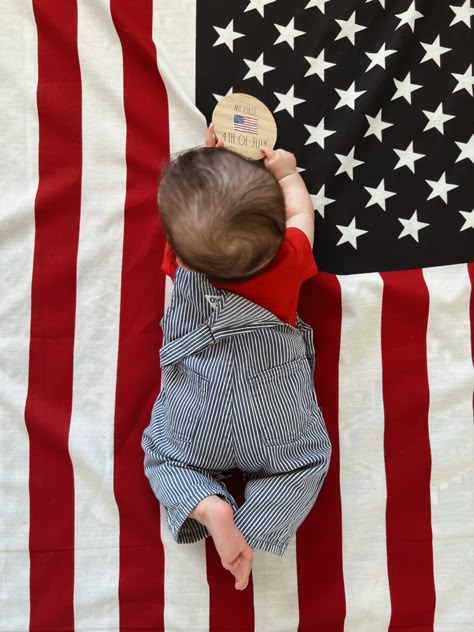 Baby’s First Fourth Of July Crafts, 4th Of July 6 Month Baby Pictures, Forth Of July Baby Photo, Forth Of July Pictures Ideas Baby, Babies First Fourth Of July, Baby Memorial Day Pictures, First Fourth Of July Baby Boy, Family Fourth Of July Pictures, Baby's First 4th Of July